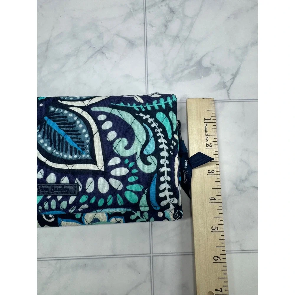 Vera Bradley RFID All in One Crossbody Blue Island Medallion Wallet NWT